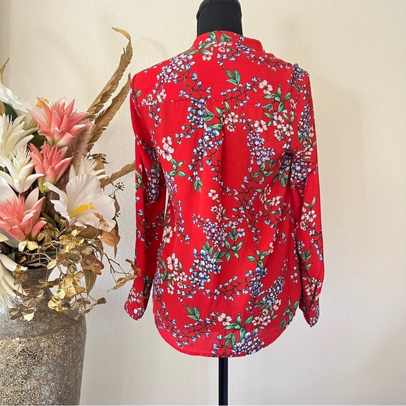 Nanette Lepore Red Floral button Down Blouse Size XS - Picture 2 of 5